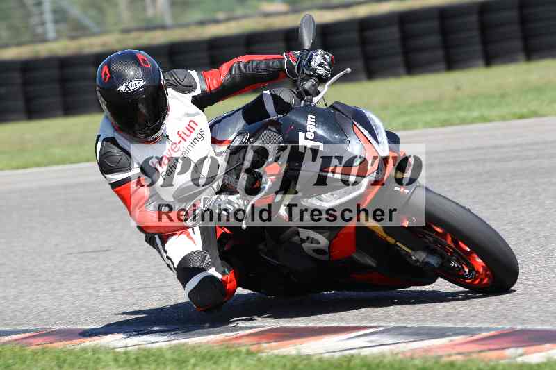 /Archiv-2025/42 07.08.2025 Peter Studer Girls Day ADR/Gruppe pink/team